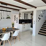Villa Magic View With Private Heated Pool
