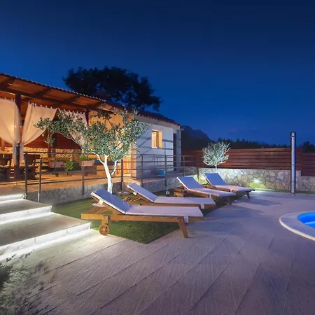 Villa Magic View With Private Heated Pool