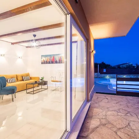 Magic View With Private Heated Pool Villa *