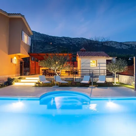 Villa Magic View With Private Heated Pool