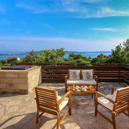 Magic View With Private Heated Pool Villa Kaštela