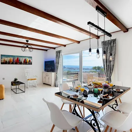 Magic View With Private Heated Pool Каштела