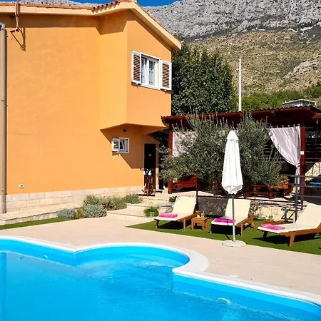 Villa Magic View With Private Heated Pool Kastela