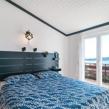 Magic View With Private Heated Pool Villa