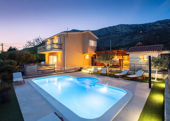 Magic View With Private Heated Pool Villa Kaštela