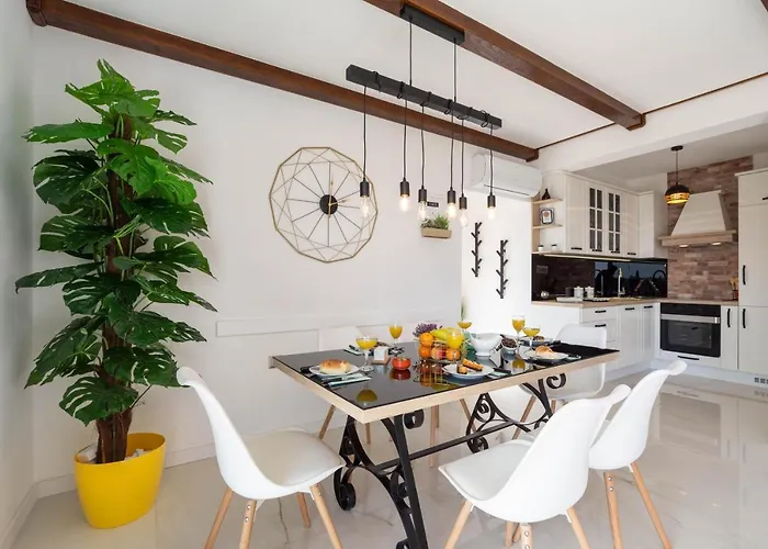 Magic View With Private Heated Pool * Kaštela