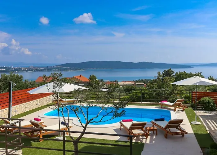 Magic View With Private Heated Pool * Kaštela